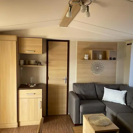 Maison Mobilhome Sans Vis à Vis Au Calme Et En Hauteur