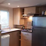 Maison Mobilhome Sans Vis A Vis Au Calme Et En Hauteur