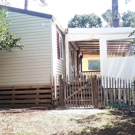 Parco vacanze Maison Mobilhome Sans Vis à Vis Au Calme Et En Hauteur *