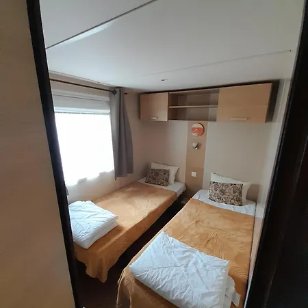 Prázdninový areál Maison Mobilhome Sans Vis A Vis Au Calme Et En Hauteur Lège-Cap-Ferret